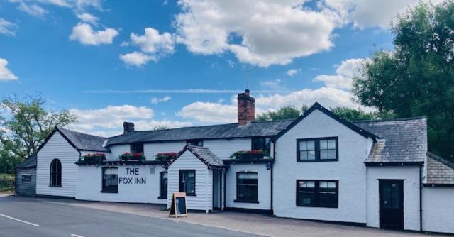The Fox Inn Matching Exterior foto